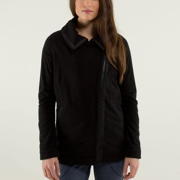 Lululemon Moto Fleece jacket size 6 in EUC - Picture 2 of 16